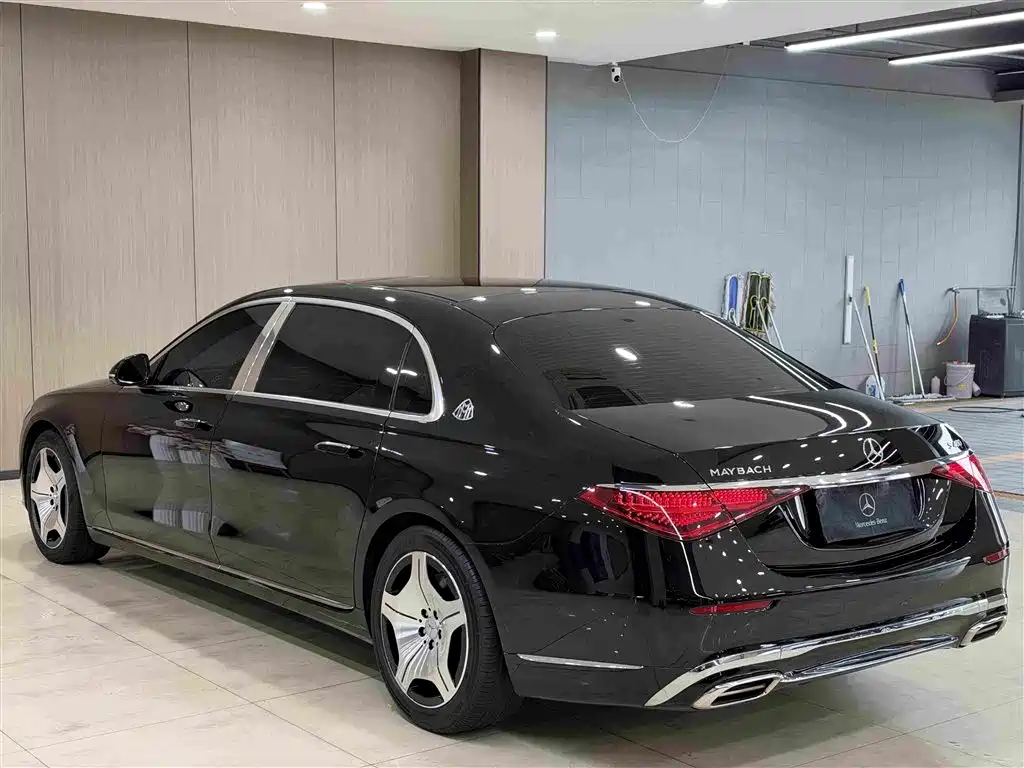 Mercedes-Benz S-Class — миниатюра 8