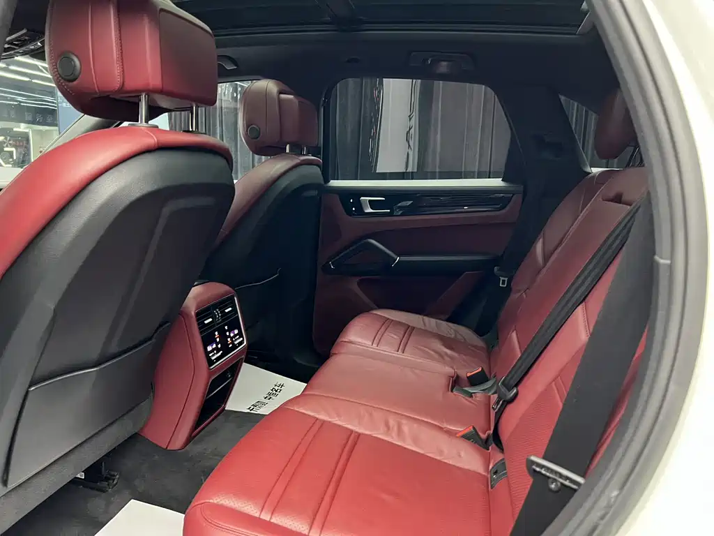 Porsche Cayenne 2019 Cayenne 3.0T