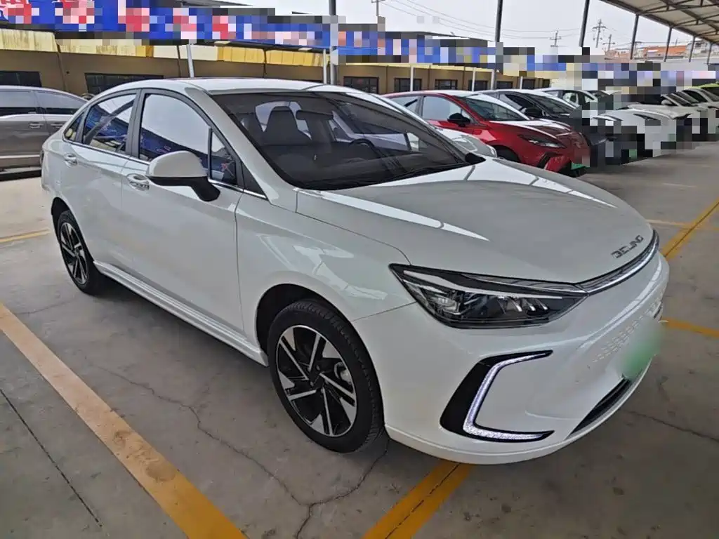 BAIC EU5 Plus — миниатюра 4