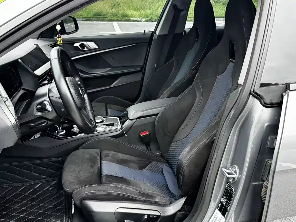 BMW 2 Series (Import) — миниатюра 8