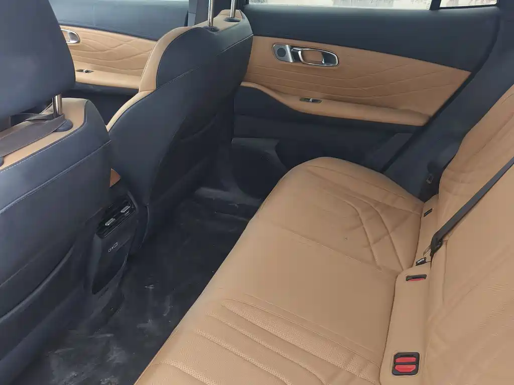 GEELY GALAXY GALAXY STARSHIP 7 EM I