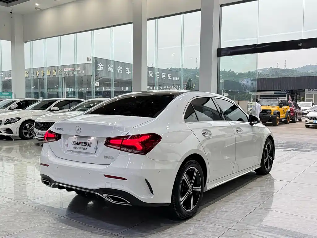 Mercedes-Benz A-Class — миниатюра 10