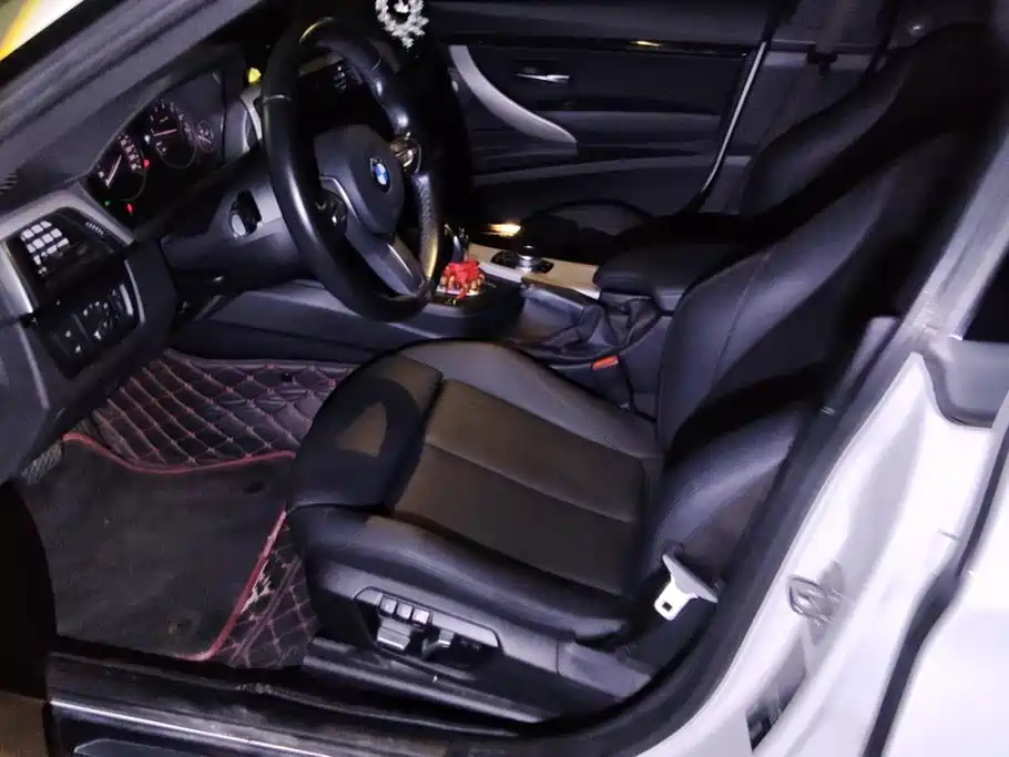 BMW 3 Series GT — миниатюра 9
