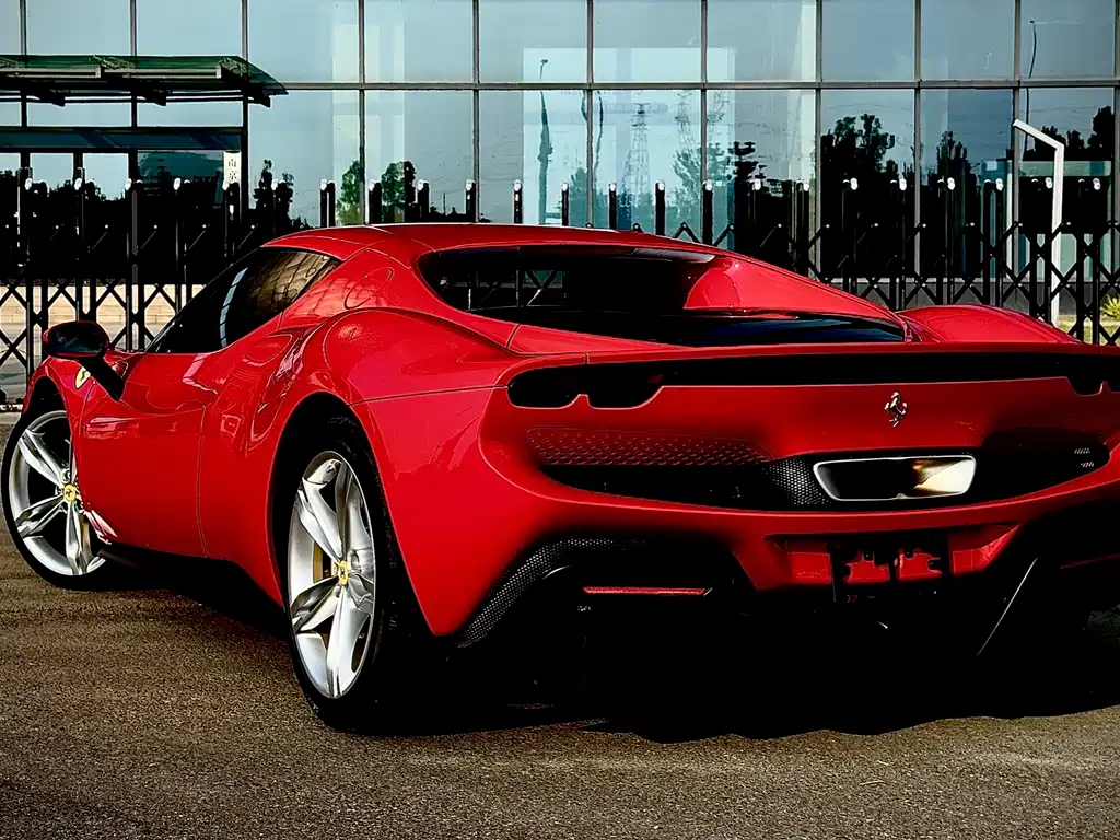 FERRARI  296