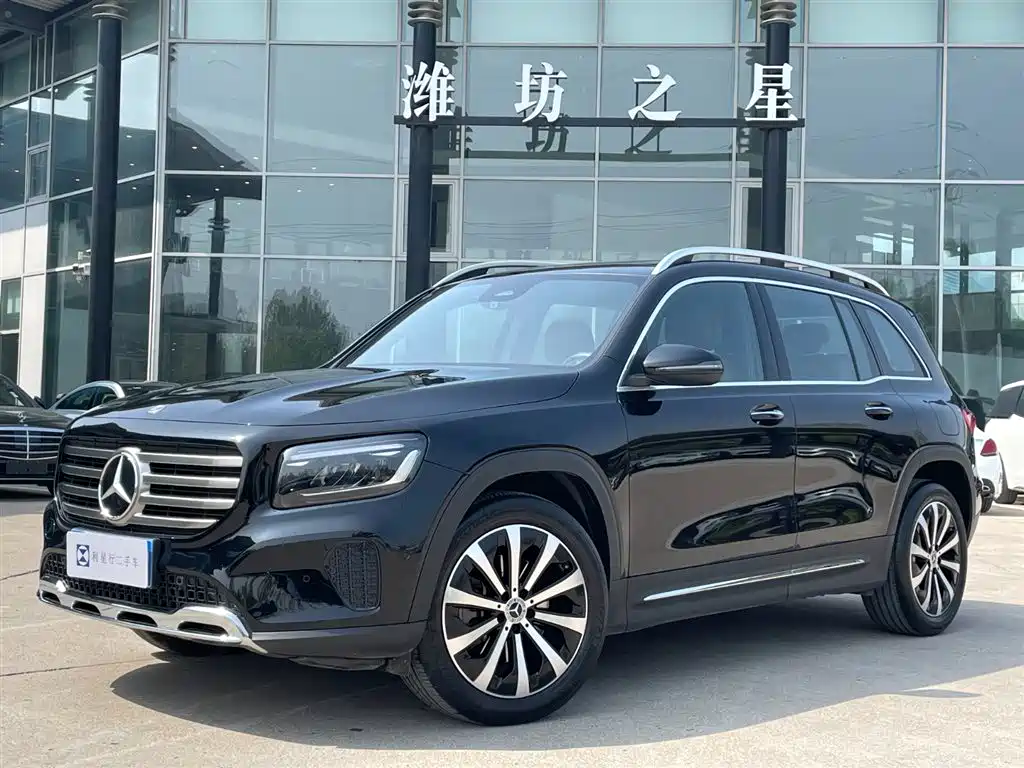 Mercedes-Benz GLB 2023