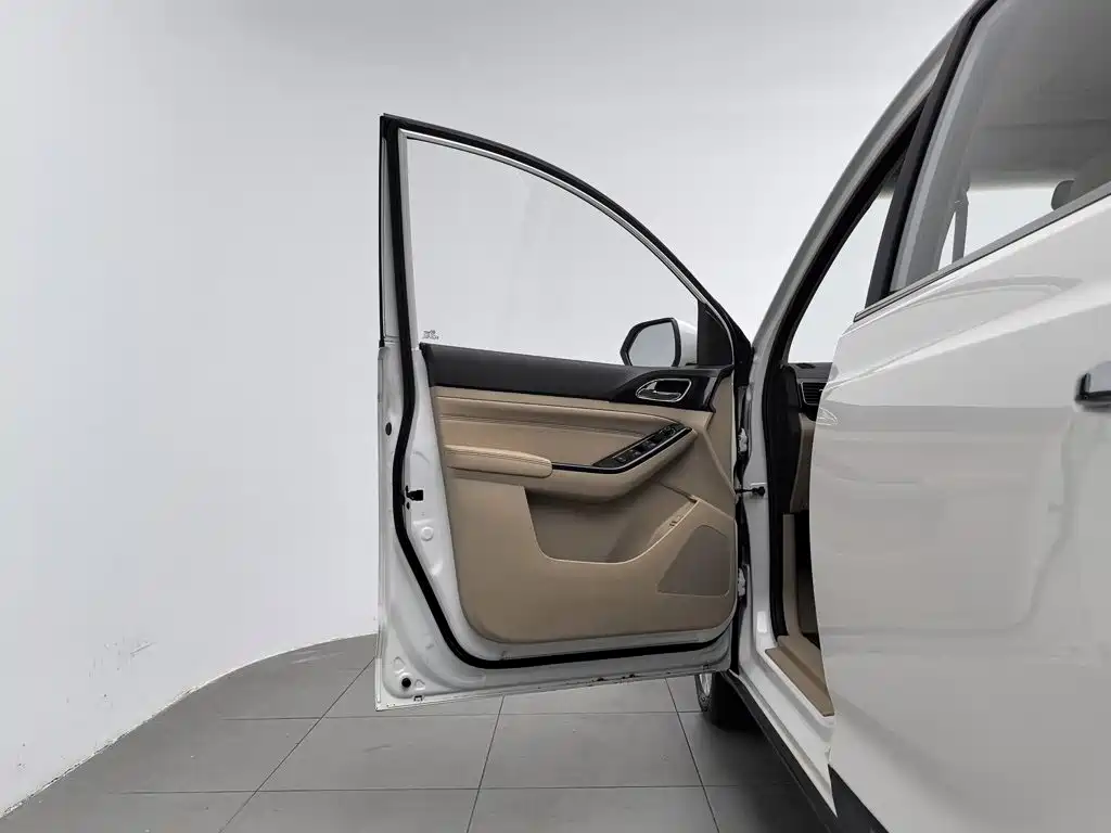 Baojun 730 — миниатюра 8