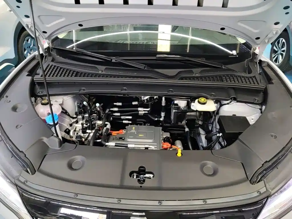BYD Yuan UP — миниатюра 20