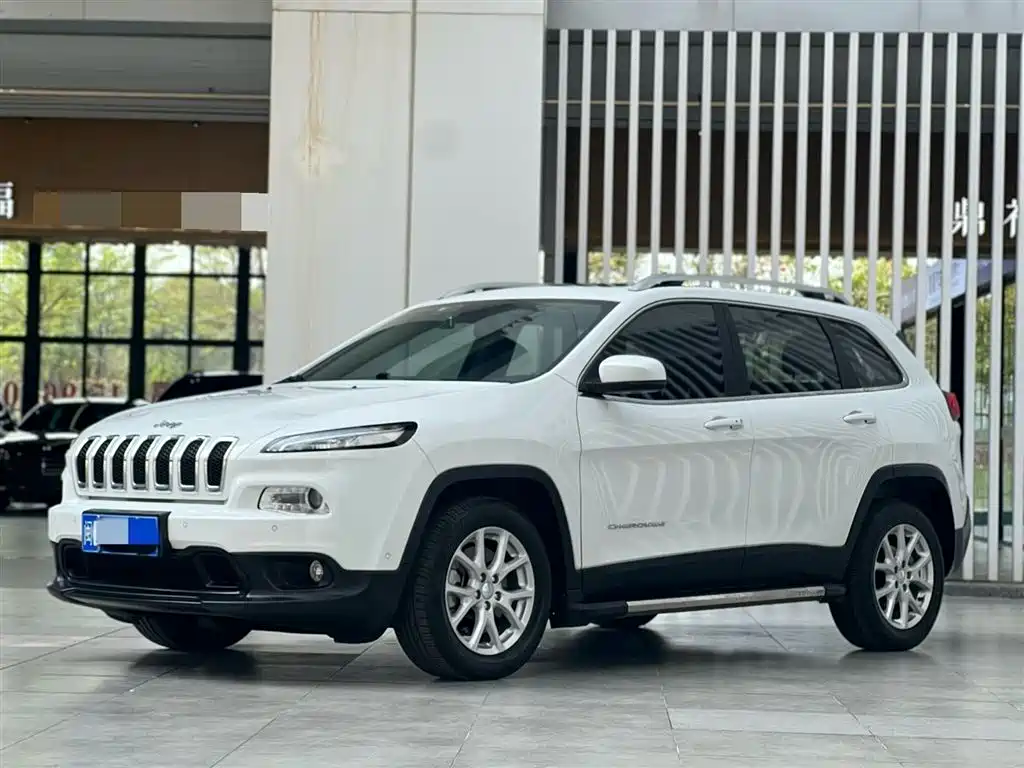 Jeep Cherokee 2016