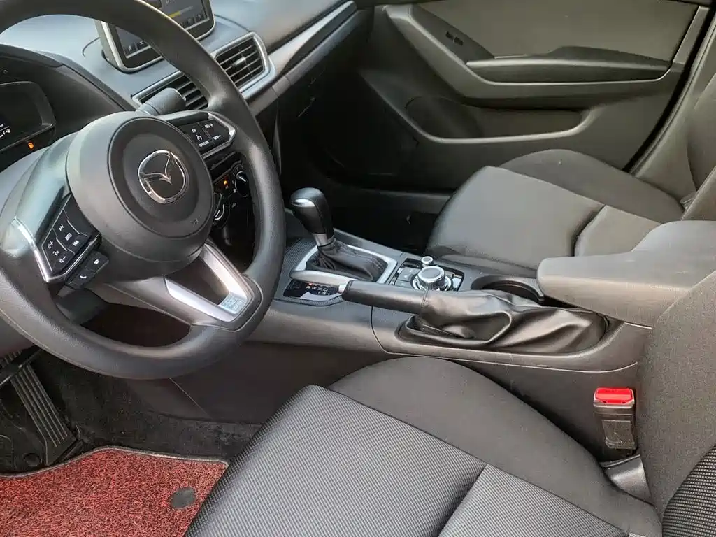 Mazda 3 Axela — миниатюра 13