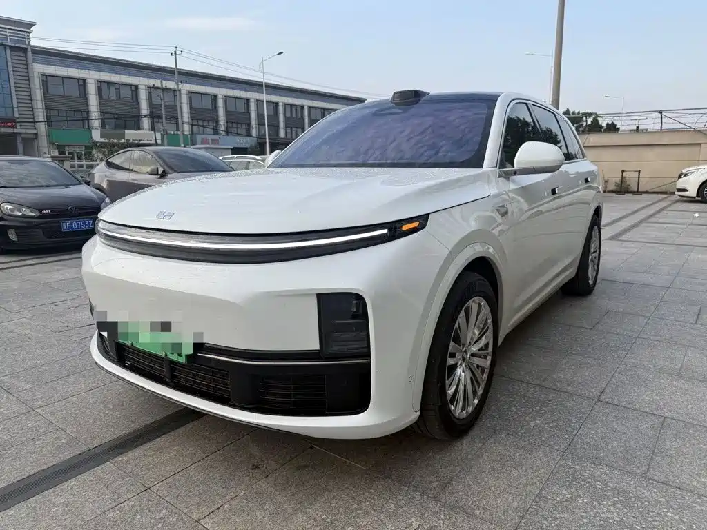 Li Auto L7