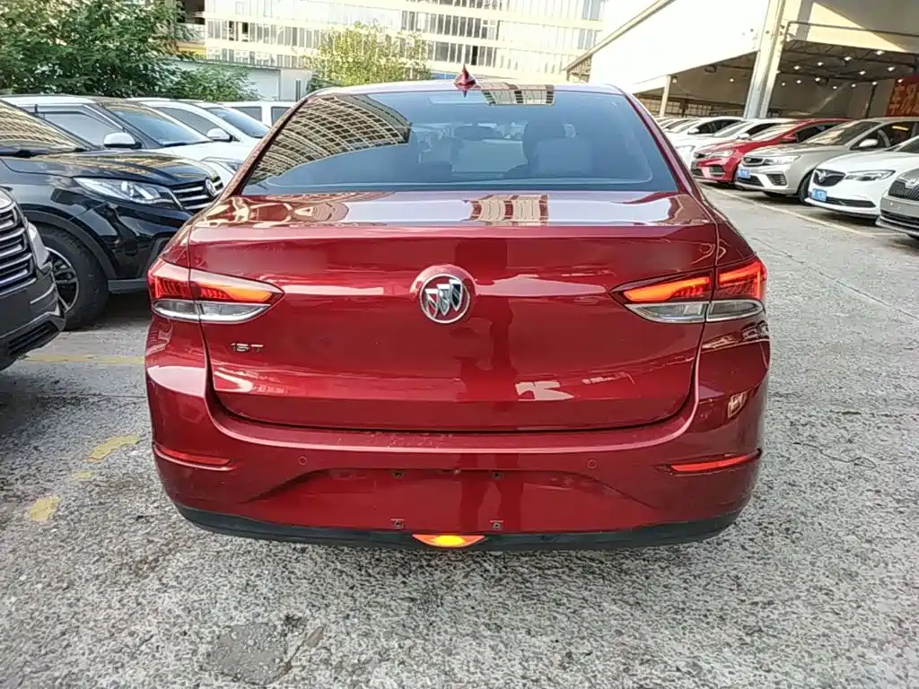 Buick Excelle — миниатюра 6
