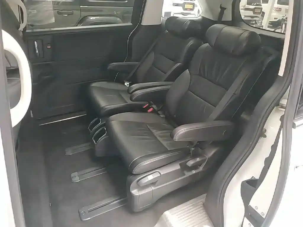 Honda Odyssey — миниатюра 17