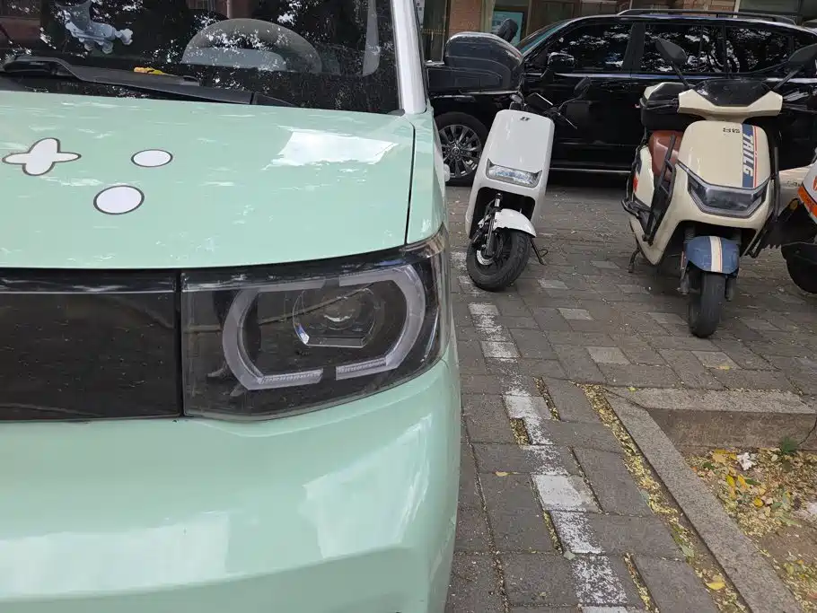 Wuling MINIEV — миниатюра 5
