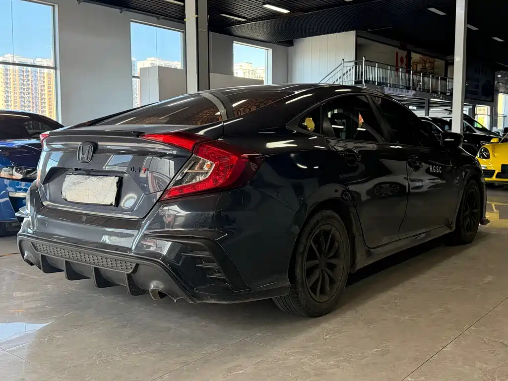 Honda Civic — миниатюра 8