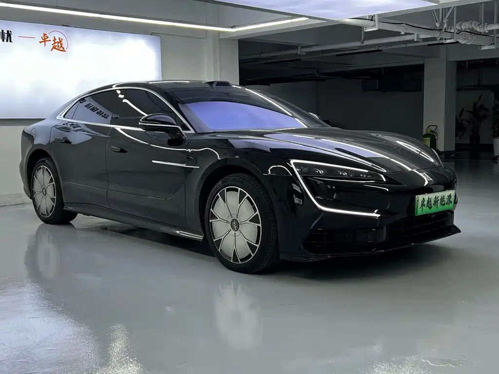 Yangwang U7 2025 PHEV мест Luxury