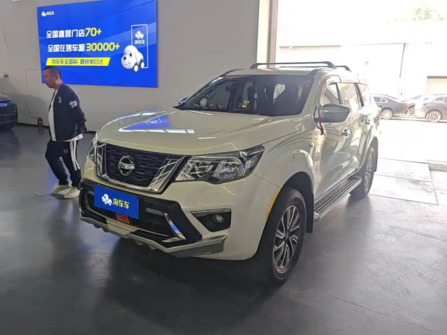 Nissan Terra 2019
