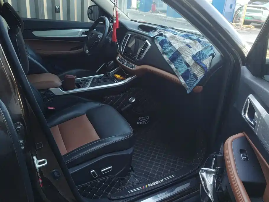 Geely Vision X6 — миниатюра 8