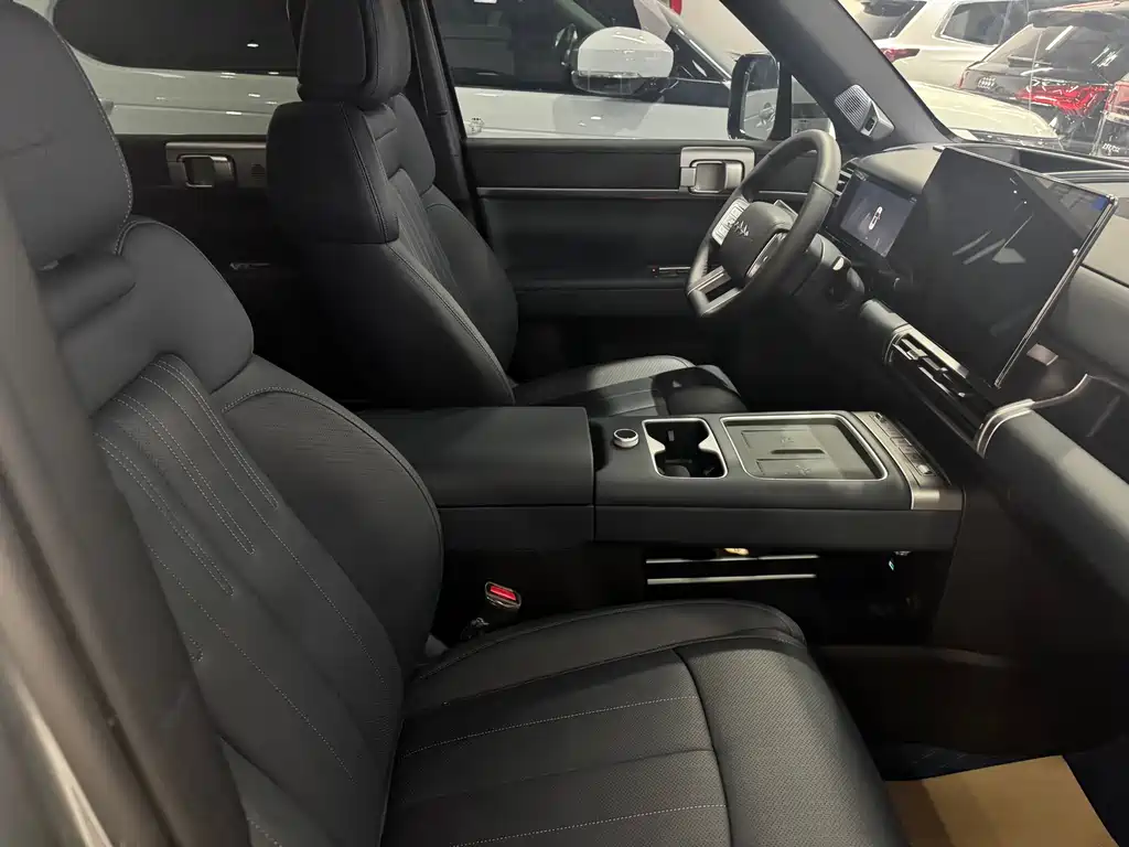 Fangchengbao Leopard 7 7 2025 190KM Ultra