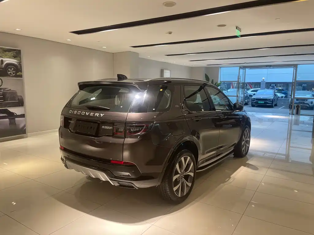 LAND ROVER DISCOVER SPORTS