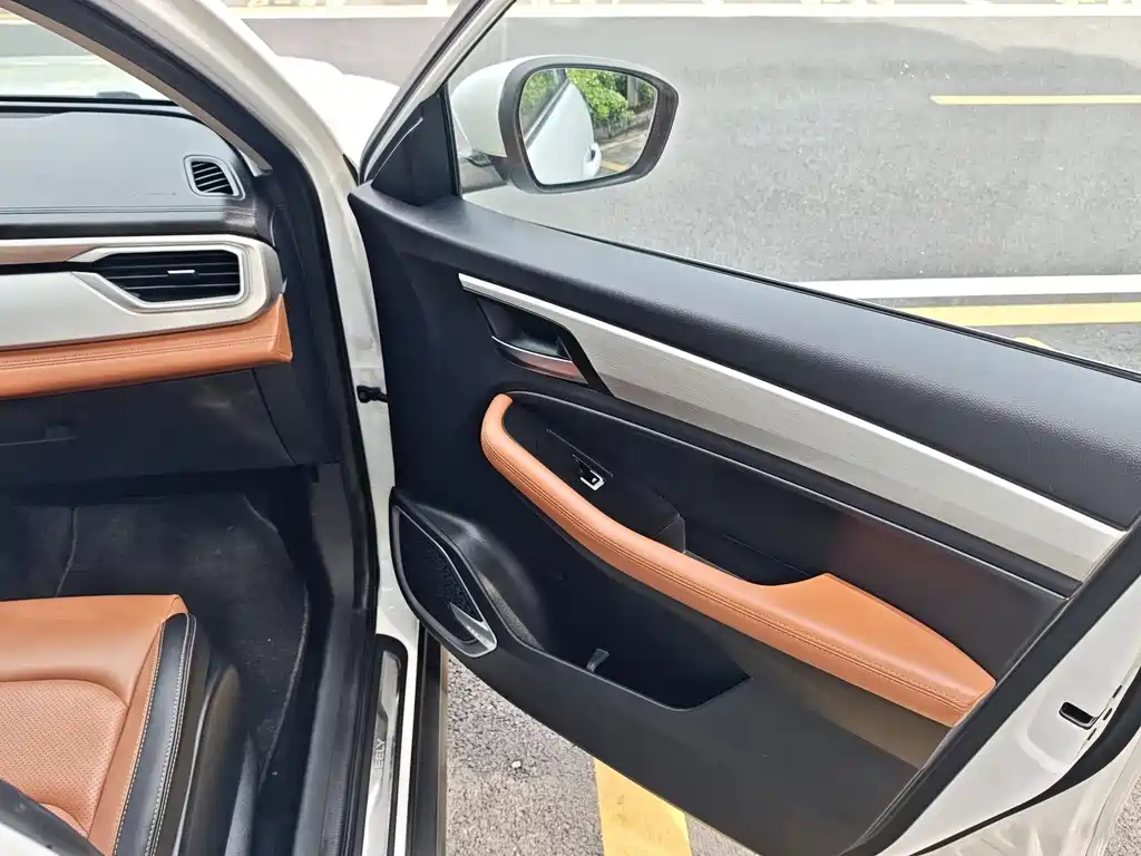 Geely Vision X6 1.4T CVT Premium Type, фото 16