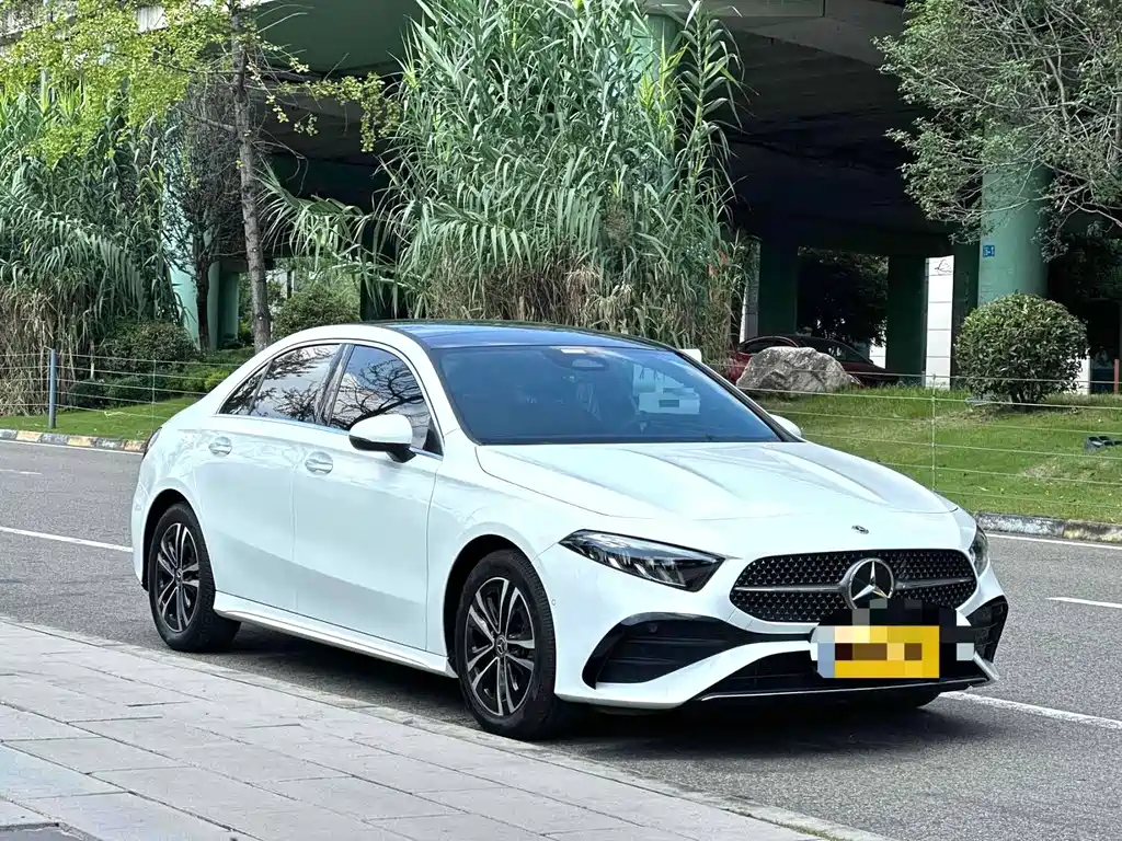 MERCEDES-BENZ A CLASS
