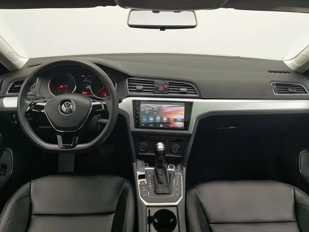 Volkswagen Lamando — миниатюра 5