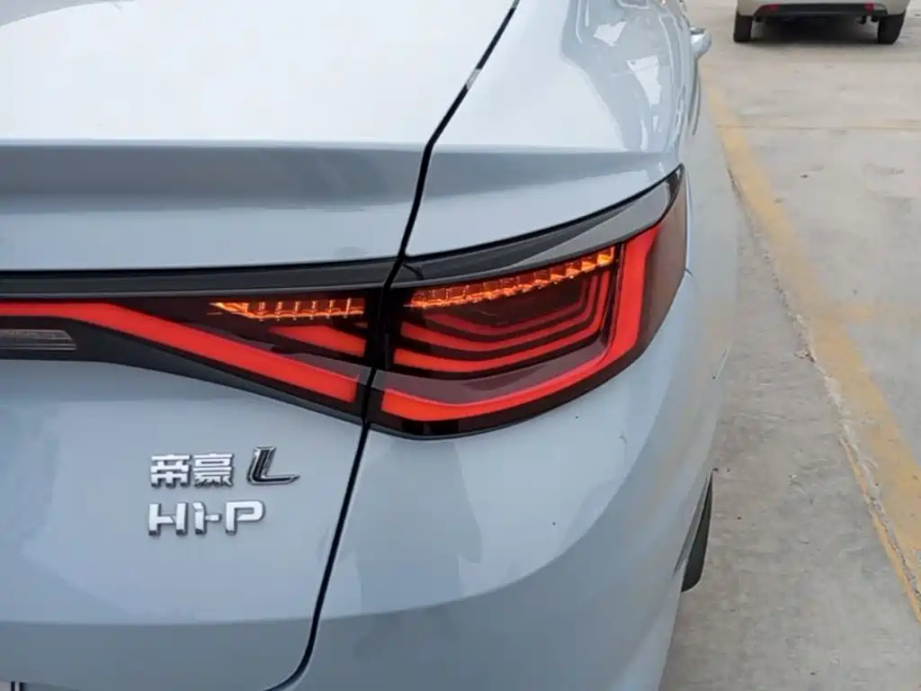 Geely L HiP — миниатюра 8