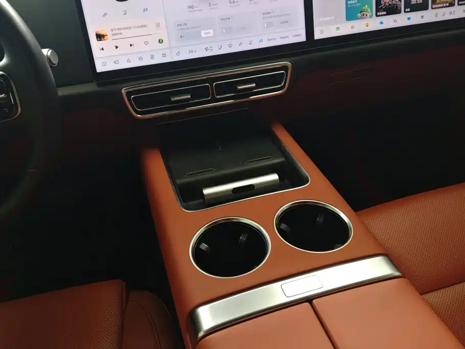 Li Auto Li L8 — миниатюра 16