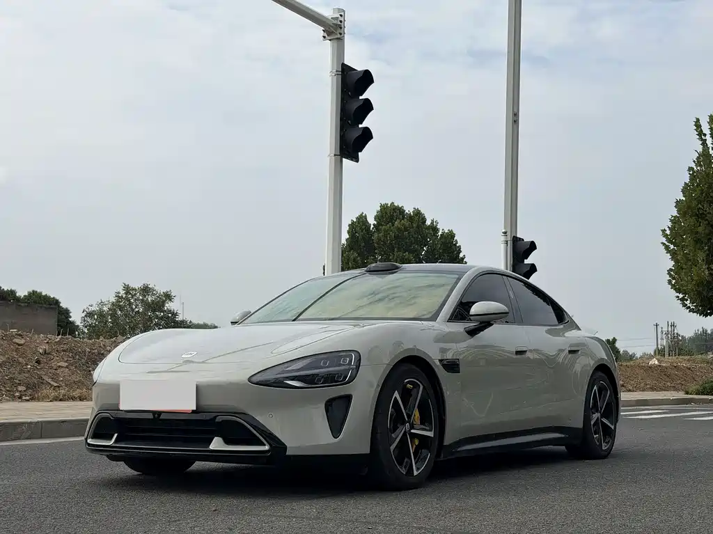 Xiaomi SU7