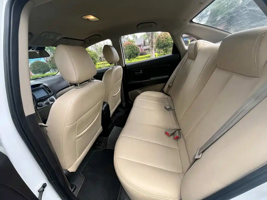 Hyundai Elantra 2011 1.6L AT Comfort
