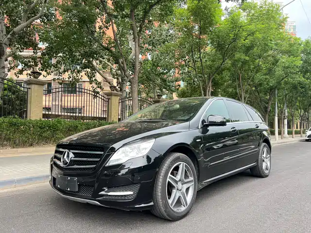 Mercedes-Benz R-Class