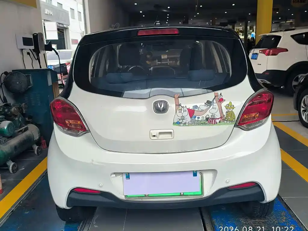 Changan Benben E-Star — миниатюра 8
