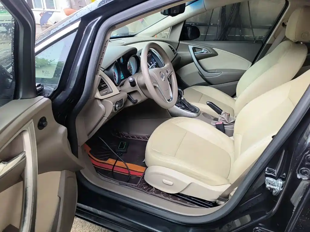 Buick Excelle — миниатюра 16