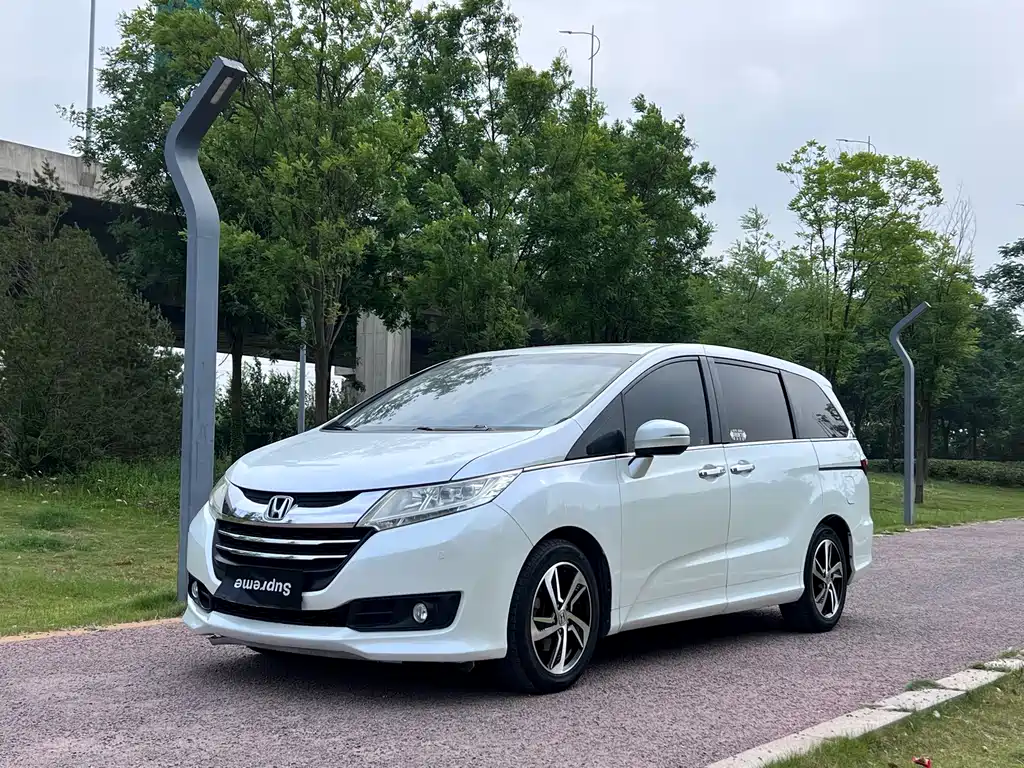 Honda Odyssey 2016