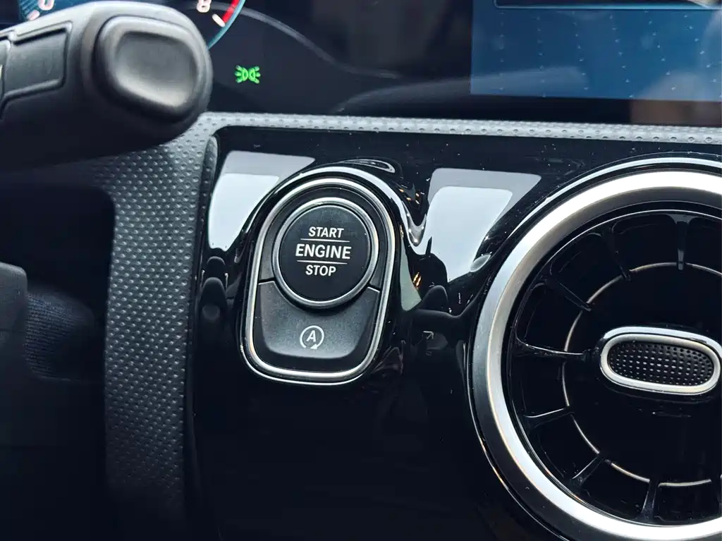 Mercedes-Benz A-Class A 200 L Sport Sedan Dynamic Type, фото 21