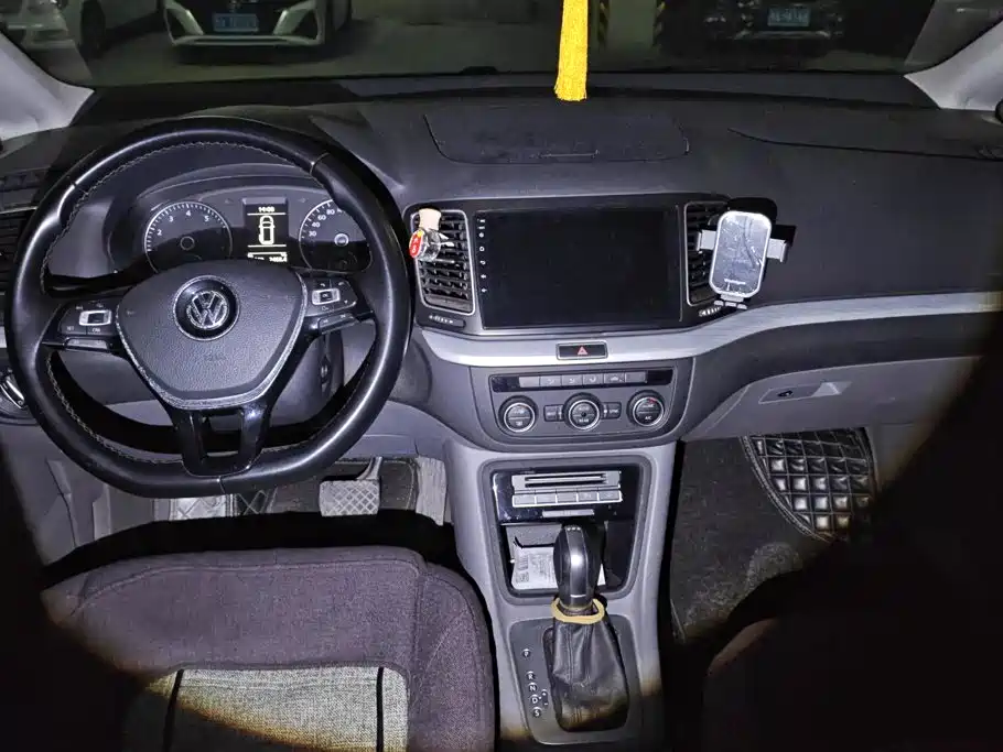 Volkswagen Sharan — миниатюра 12