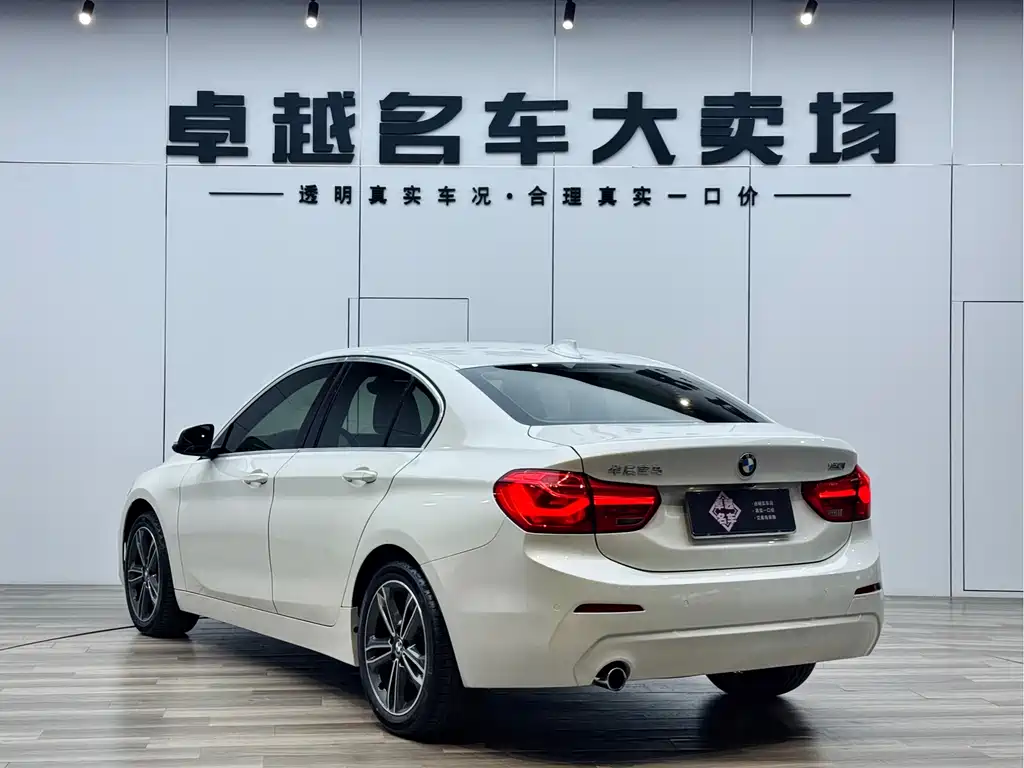 BMW 1 Series 1 2019 118i Fashion