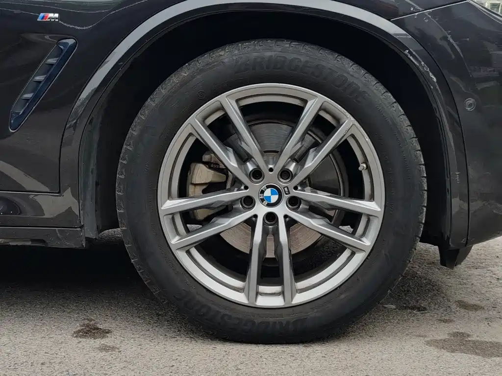 BMW X4 — миниатюра 9