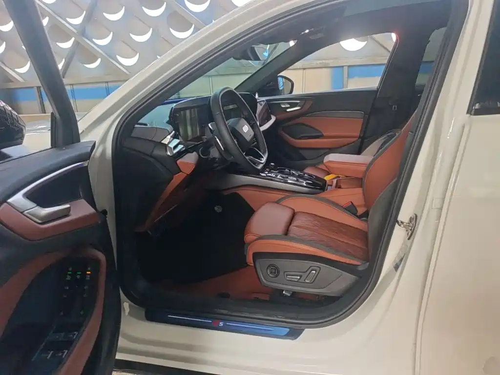 Audi A5L — миниатюра 15