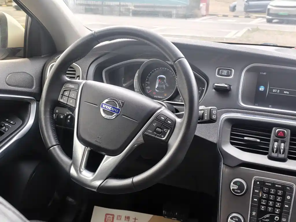 Volvo V40 T3 Smart Leisure Edition, фото 14