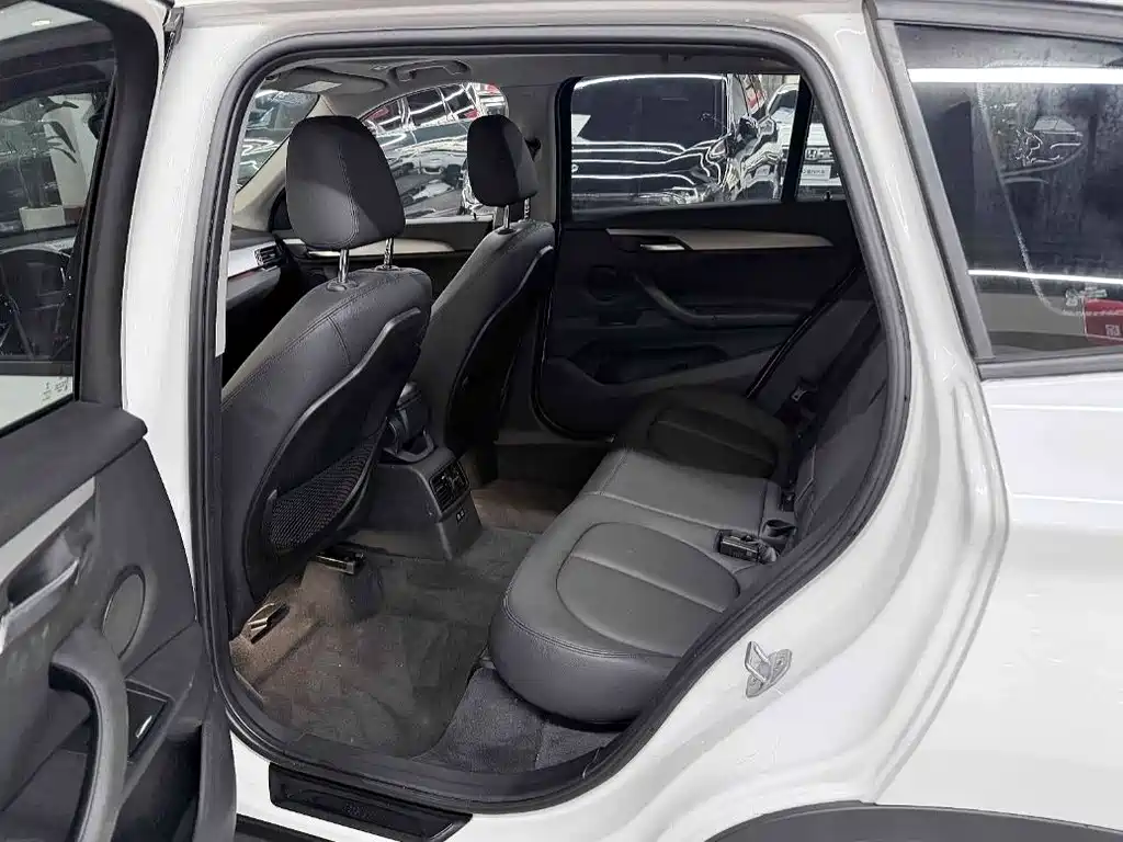 BMW X1 2019 sDrive18Li Fashion