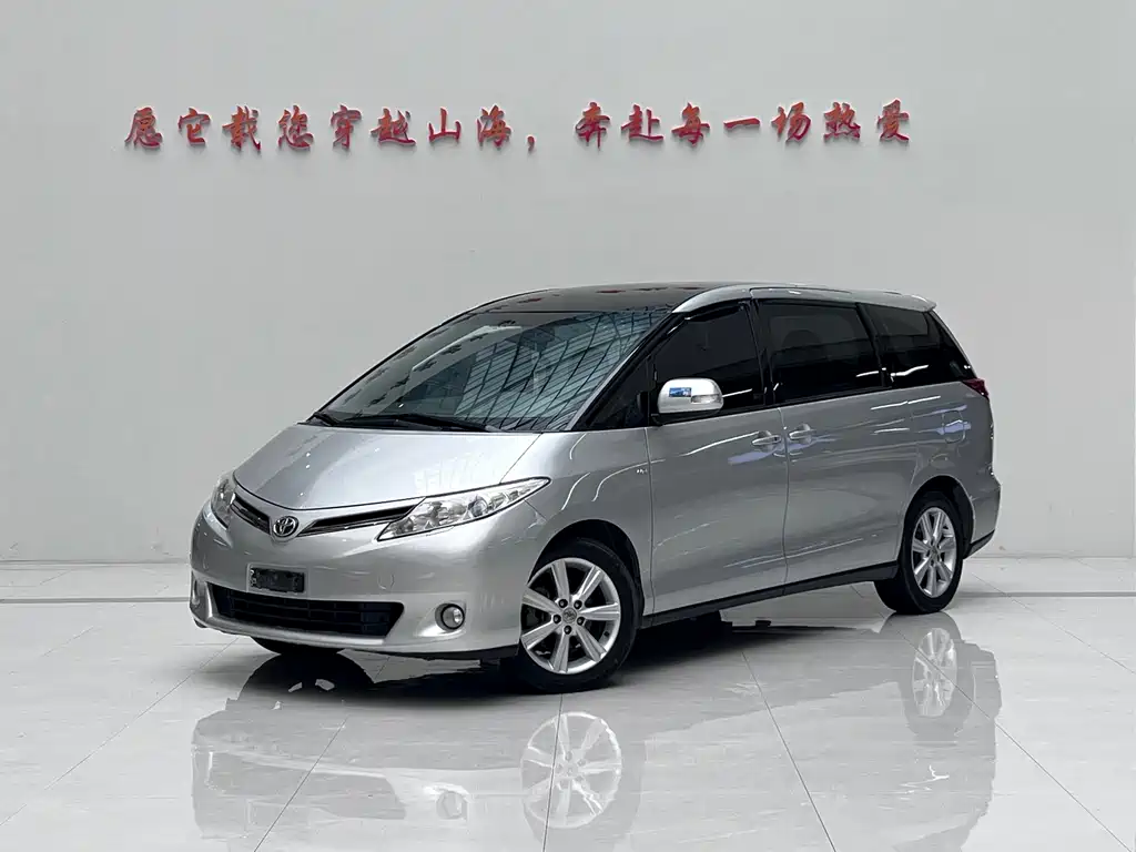 Toyota Previa — миниатюра 3