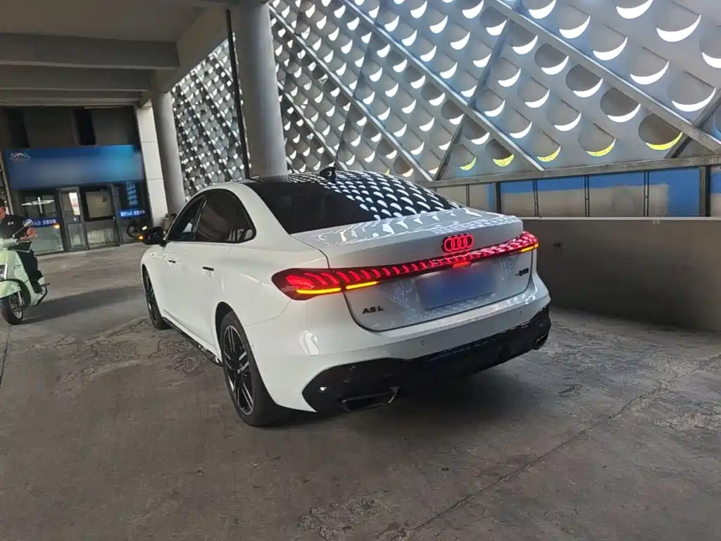 Audi A5L — миниатюра 5