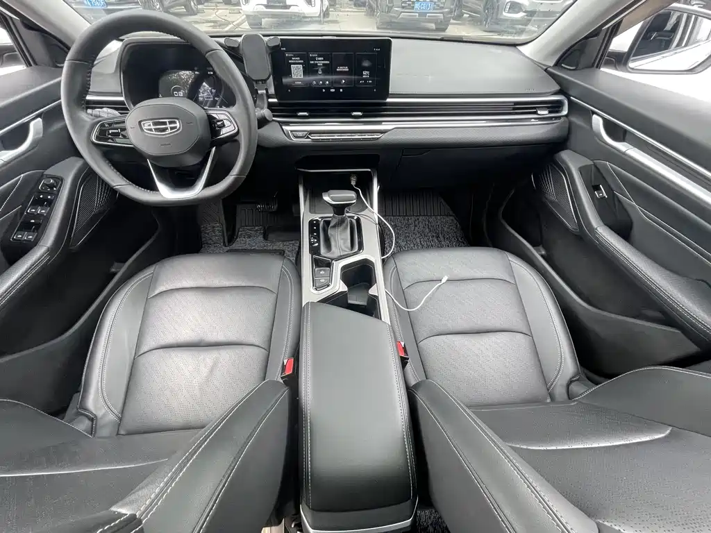 Geely Emgrand — миниатюра 3