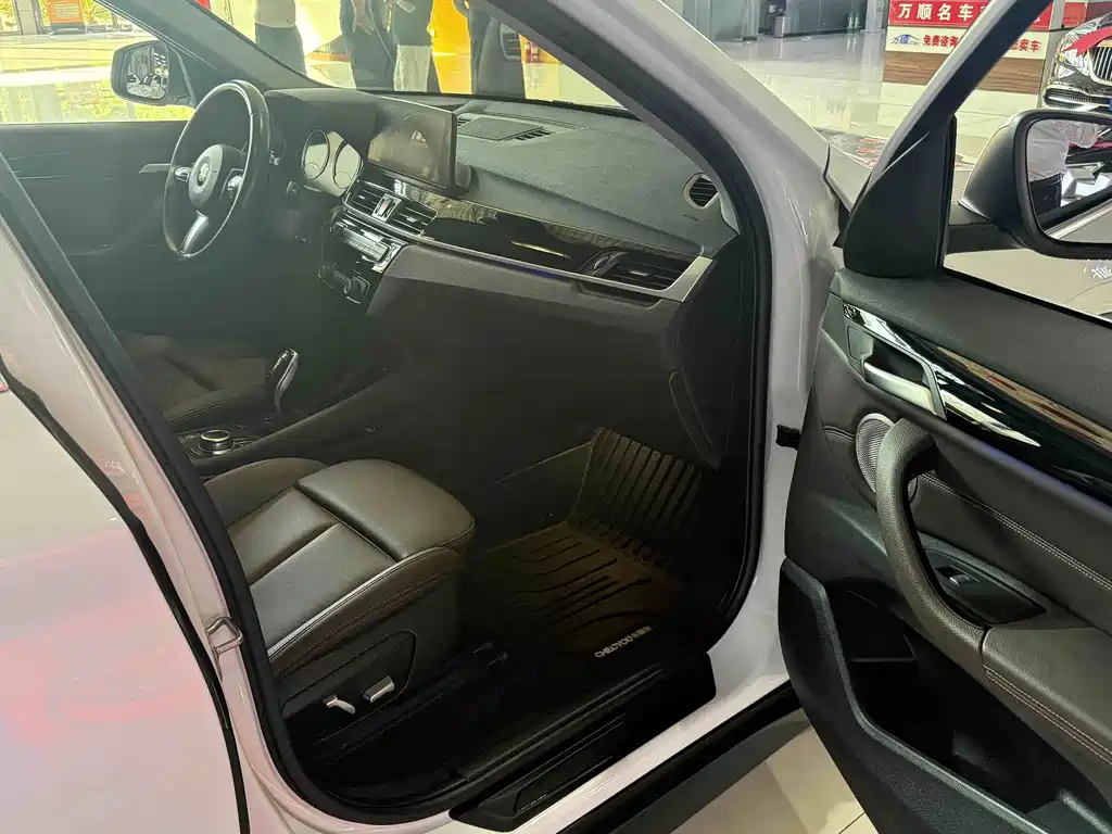 BMW X1 — миниатюра 17