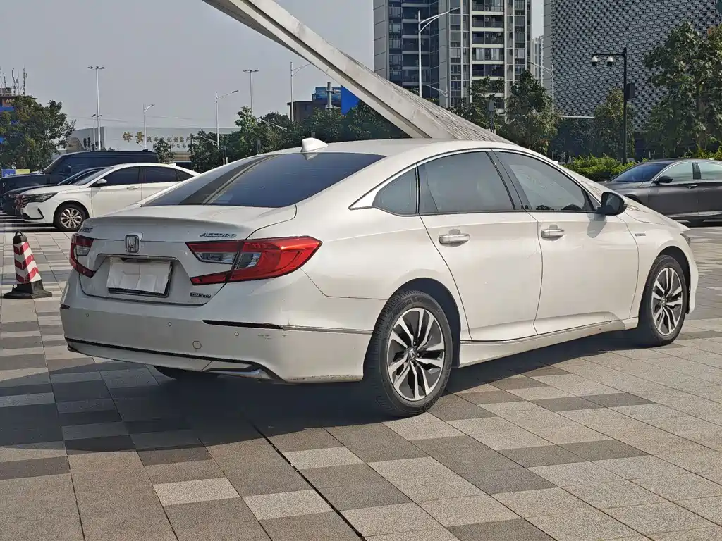 Honda Accord — миниатюра 4
