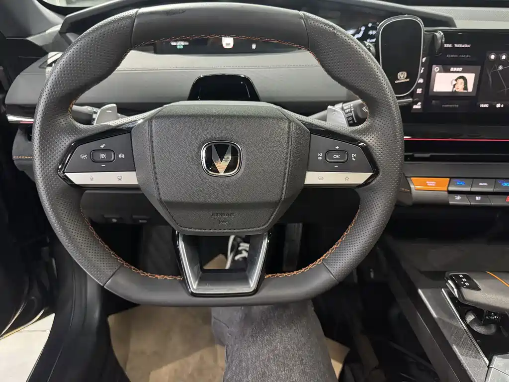 Changan UNI-V — миниатюра 7
