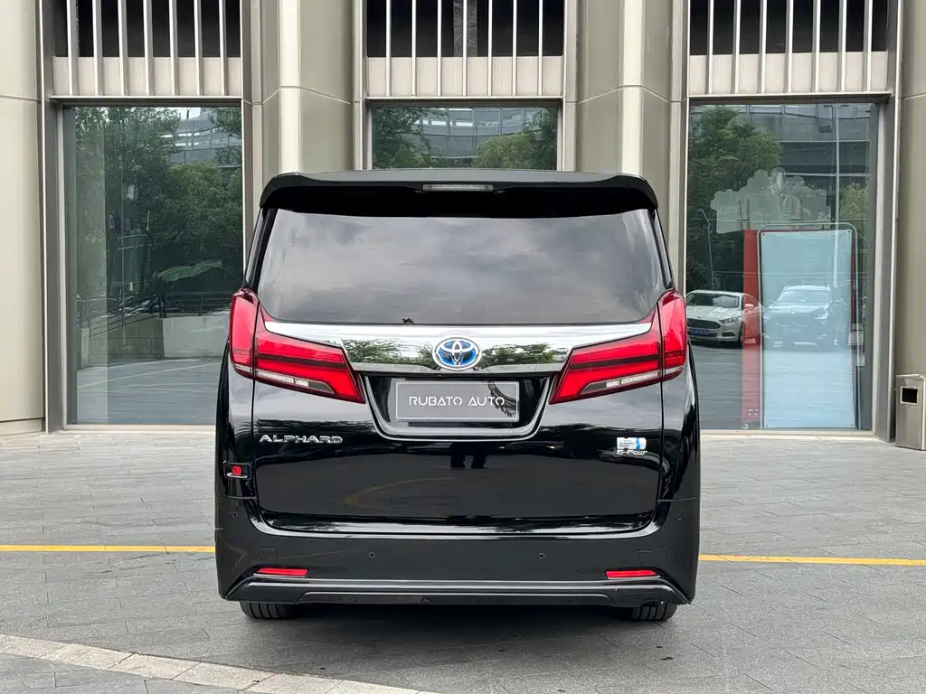 Toyota Alphard 2019 2.5L Luxury