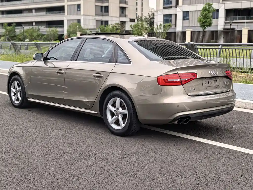 Audi A4L — миниатюра 5