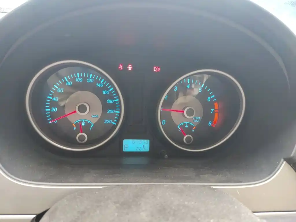 Buick Excelle — миниатюра 12